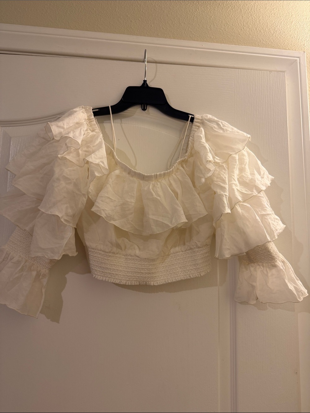 Alice + Olivia Ruffled Off-Shoulder Crop Top - Cream